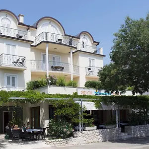 Pansion Maestral Novi Vinodolski